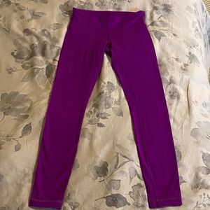 Lululemon Wunder Under Yoga pants - size 4